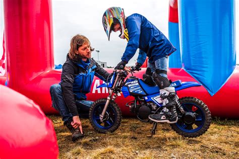 Hot Wheels Moto School Z Yamaha Motor Serwis Prasowy Yamaha Motor Poland