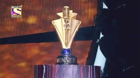 Indian Idol 12 Winner Trophy Unveiled Dekhiye First Look Kaun Banega