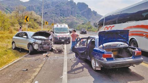 Aparatoso Accidente En La Pera Cuautla Noticias Diario De Morelos