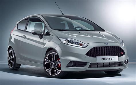 Novo Ford Fiesta ST 200: fotos e especificações oficiais