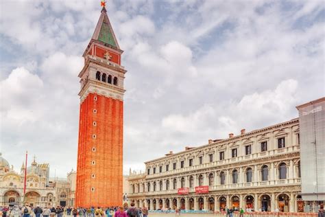 Veneza ItÁlia 11 De Maio De 2017 Praça Do Santo Marco Piazza San Marco