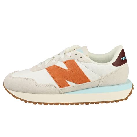 New Balance 237 Women Fashion Trainers In Sea Salt