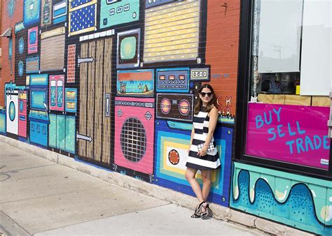 Chicago Street Art, Mural, and Colored Wall Guide