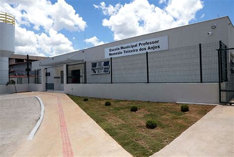 Prefeitura de Sete Lagoas inaugura a moderna sede da escola Professor ...