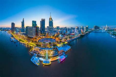 Cabin Crew Sex Ring Busted By Police After Bedding Clients For A Night Irish Mirror