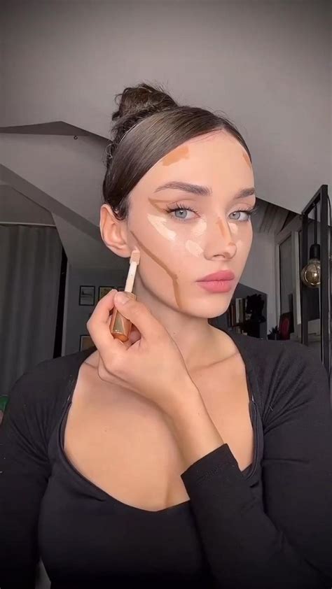 Face Contouring Bella Hadid Makeup Transformation In 2024 Bella Hadid Makeup Makeup