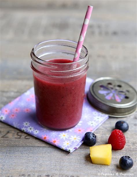 Smoothie Framboises Myrtilles Mangues