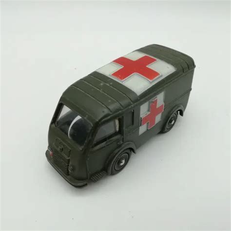 DINKY TOYS AMBULANCE Militaire Renault 1000kg EUR 29 00 PicClick FR