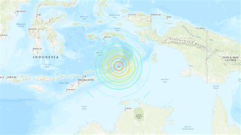 Tsunami Warning After 7 9 Magnitude Earthquake Strikes Indonesia