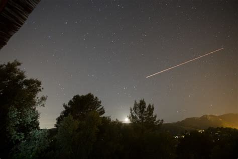 Táuridas 2022 ¿cómo Ver La Lluvia De Estrellas National Geographic En Español