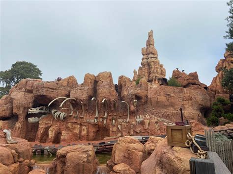 Big Thunder Mountain Railroad At Disneyland Closing For Refurbishment