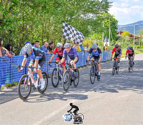 Ciclismo Valerio Bragazzi E Di Prospero Conquistano La Tappa Del