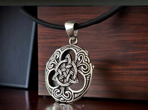 Triquetra Amulett Anhänger Keltischer Knoten 925 Silber