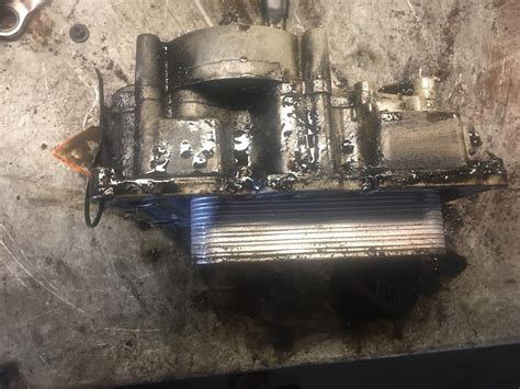 Used Ford F250 F350 F450 6 0 Powerstroke Diesel Oil Cooler Ford 6 0l Oil Cooler Ebay