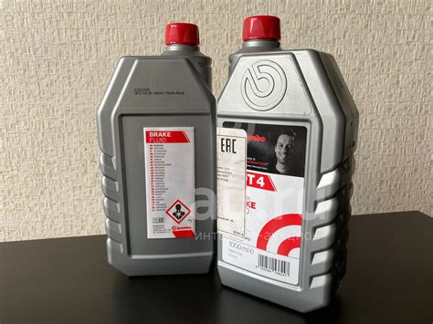 Тормозная жидкость DOT-4 (DOT4) 1 л. Brembo Brake Fluid (оригинал ...