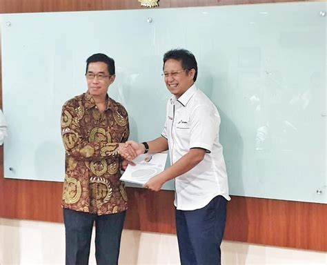 Juara Di Sektor Keuangan Alasan Zulkifli Zaini Jadi Dirut PLN