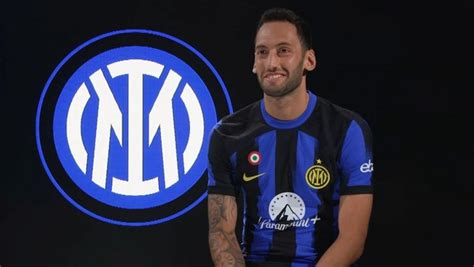 Inter Calhanoglu Volevo Restare Ora La Seconda Stella Migliorato