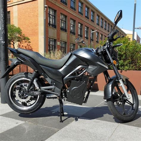 Moto El Ctrica Naked W V Hasta Kms De Autonom A
