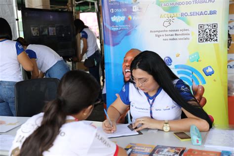 Sistema Fecomércio RO presente ao evento Portões Abertos na Base