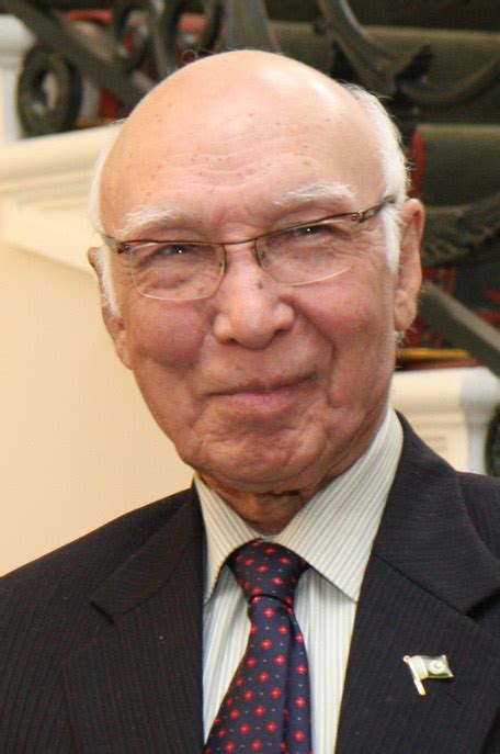 Sartaj Aziz on Shimla Agreement - No longer relevant - to solve Kashmir ...