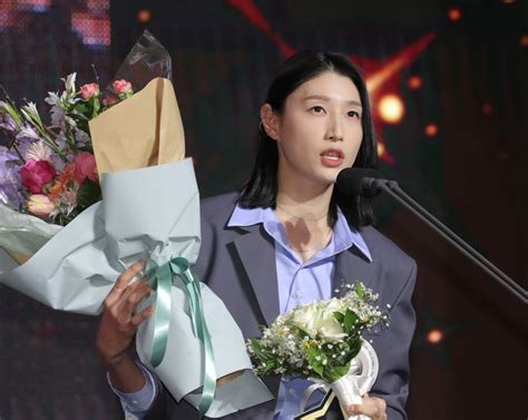 김연경 만장일치 Mvp개인 통산 5번째 영광 네이트 스포츠