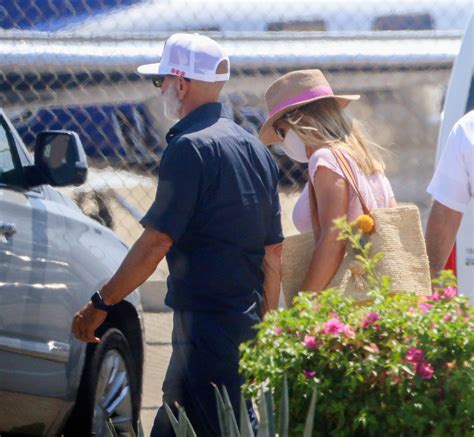 Lori Loughlin And Mossimo Giannulli Hit Cabo San Lucas In Mexico