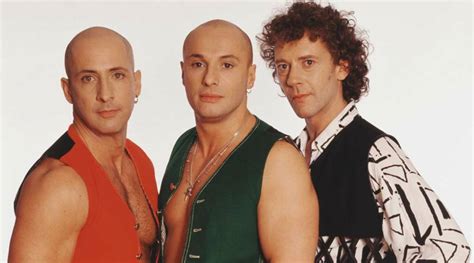 In 1992 Right Said Fred Peaked To No1 On The Us Hot 100 With The 90s