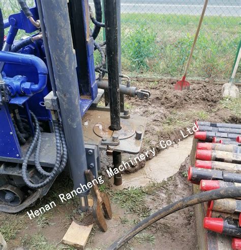 Crawler Borehole Mining Pneumatic Water Well Drilling Rig Machine