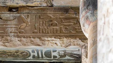 Helicopter hieroglyphs? Debunking the ‘mystery’ of the Abydos carvings ...