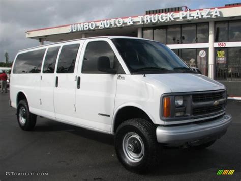 2000 Summit White Chevrolet Express G3500 4x4 15 Passenger Van