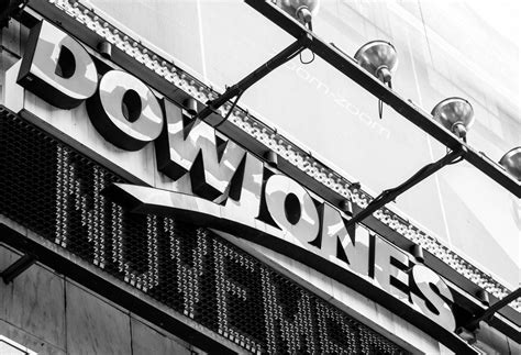 Dow Jones hits 22,000 for the first time - pennlive.com