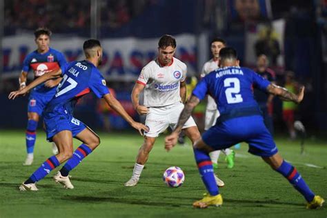 Argentinos Juniors venció a Tigre en un emocionante encuentro