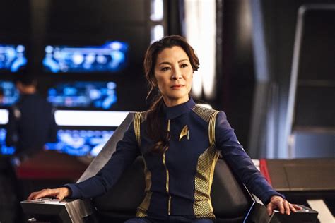 Star Trek Discovery: Michelle Yeoh on playing U.S.S. Shenzhou's Captain ...