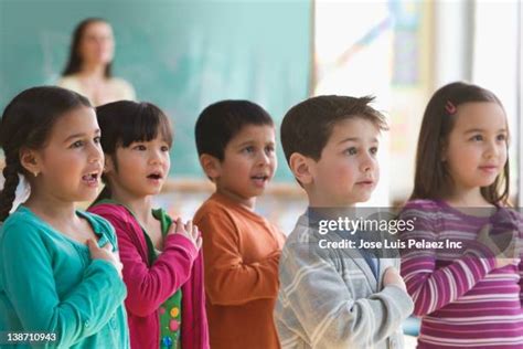 108 Pledge Of Allegiance Classroom Stock Photos, High-Res Pictures, and ...