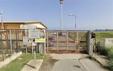 Siracusa Porto Rifugio Di Santa Panagia Il Dicembre La Gara D