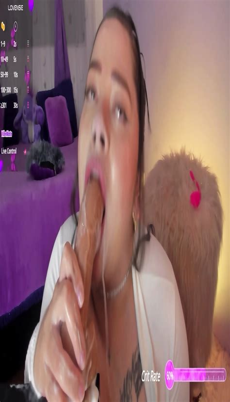 Latina Teases Deepthroat Skills