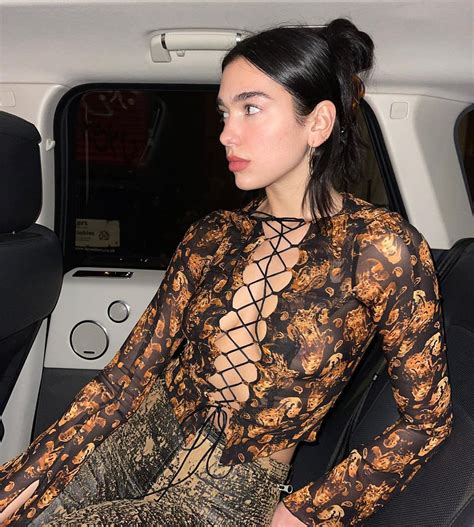 Dua Lipa See Through Nipple 2