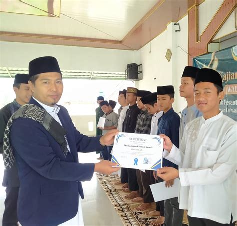 Kajian Wali Santri Pptq Kemiling Sekaligus Pembagian Raport Semester