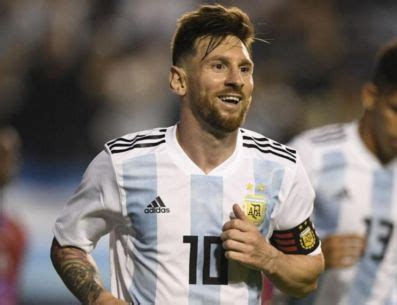 Solo Le Falta El Mundial Los 5 Momentos Que Marcaron A Messi En La