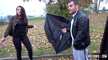 Tourist Street Recogido Y Follado Mientras Llueve Por BreedBus XVIDEOS