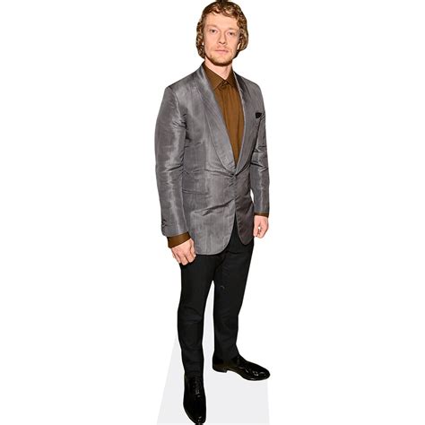 Alfie Allen Grey Jacket Pappaufsteller Celebrity Cutouts