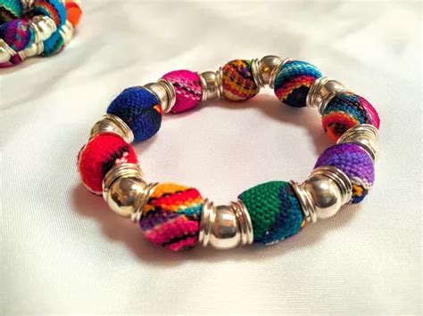 Pulsera De Cuentas Aguayo De Colores Y Alpaca Peruana En Venta En