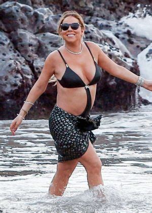 Mariah Carey In Bikini At A Beach In Maui GotCeleb