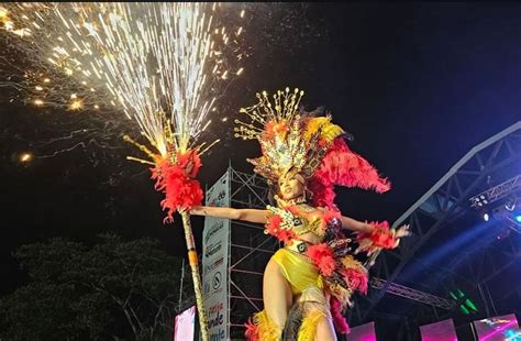 Yrene Palomo Se Alz Como Reina Del Carnaval De Matur N La