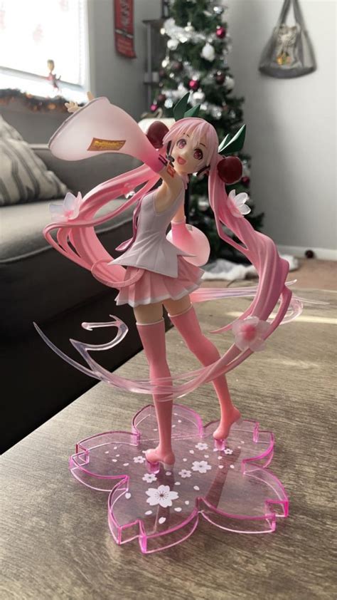 Sakura Miku Figure ] R Figures