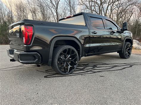 2022 GMC Sierra 1500 26x10 Replica Tech Wheels 305 30R26 Lexani Tires