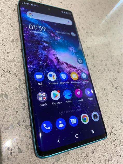TCL 20 Pro 5G Review - What Gadget