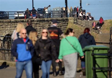 Newcastle Quayside And Coast Packed As Crowds Flock To Make The Most Of