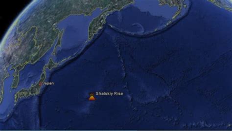 Volcano the size of Arizona discovered