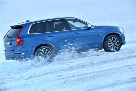 7 Best SUVs for Winter and Snow